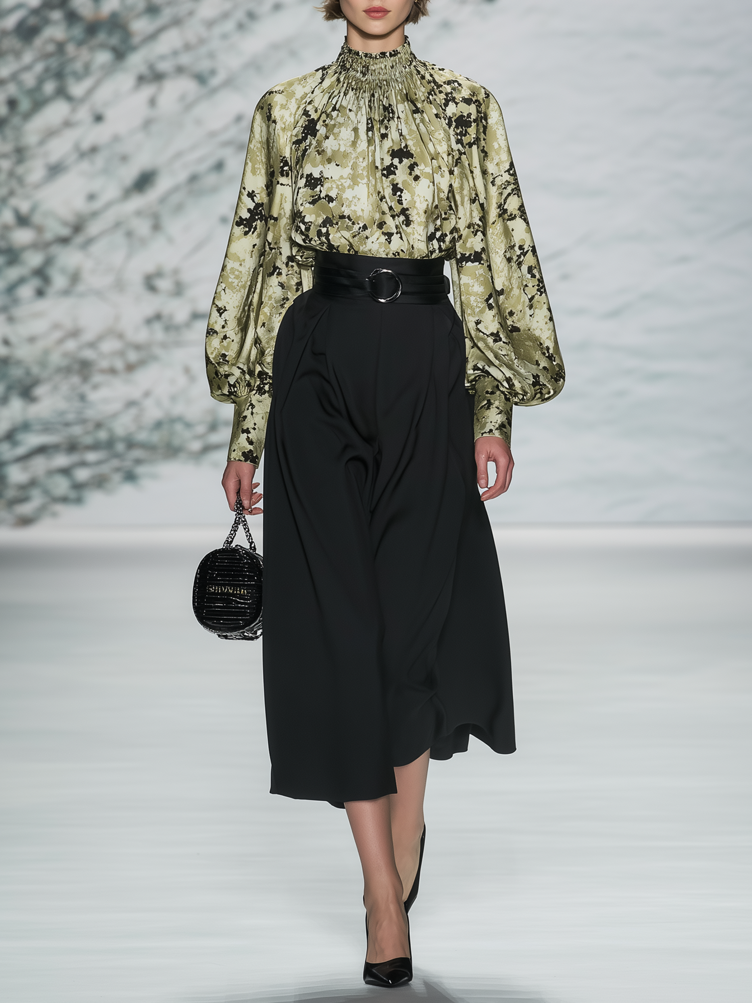 Women's Elegant High-neck Lantern Sleeve Top